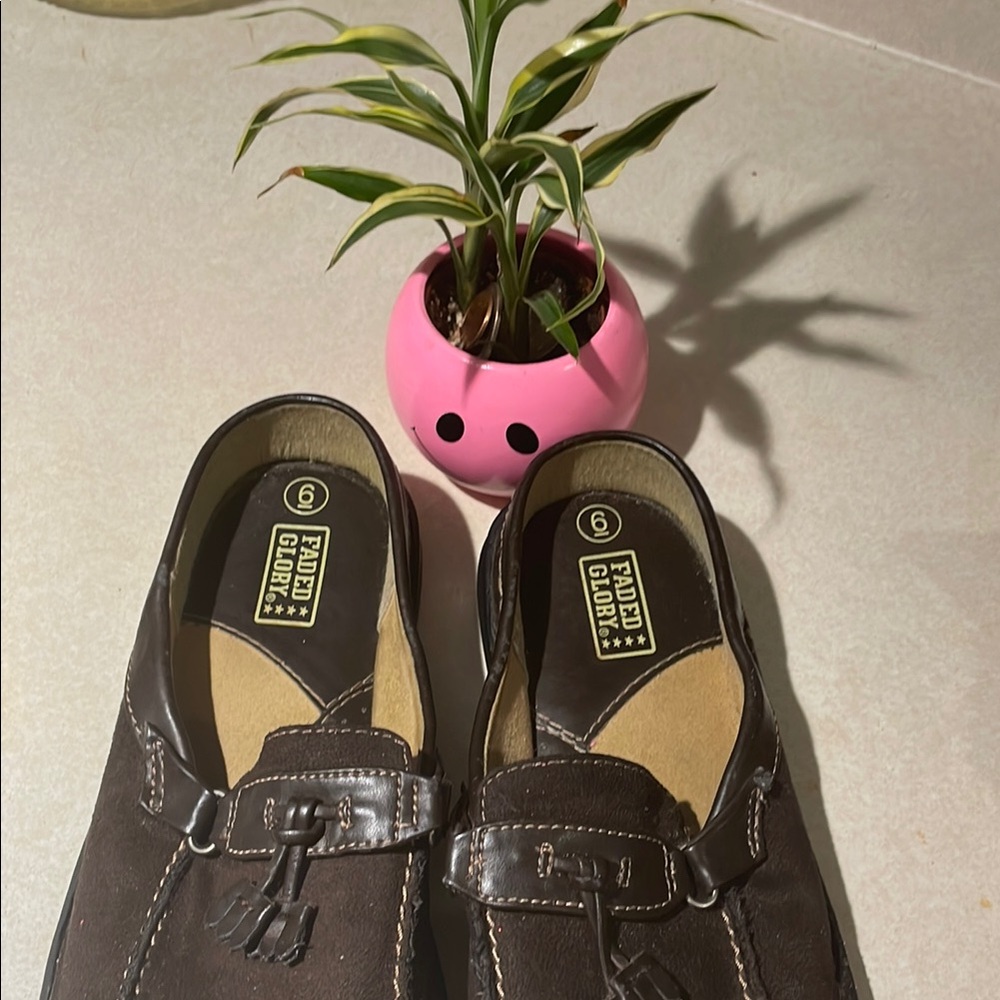 Faded Glory Brown Dress Shoes Classic Loafer Design